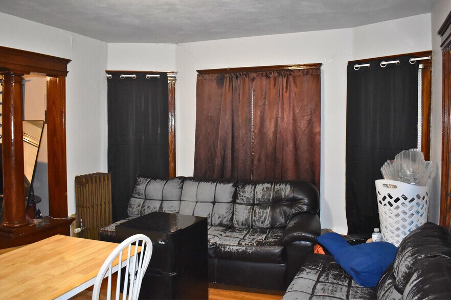 More Photos Of 136 Chapin St, Binghamton Apartments For Sale