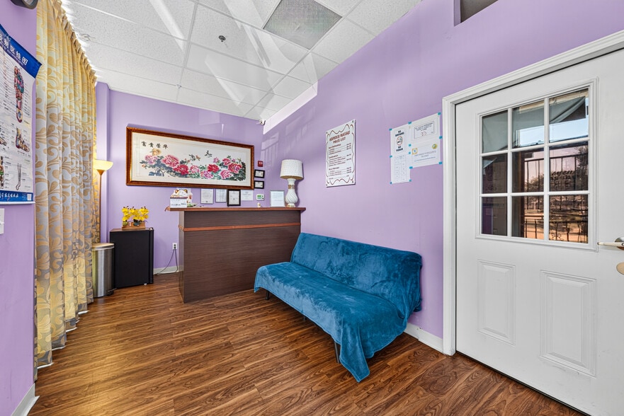 More Photos Of 12989 Bellaire Blvd, Houston Storefront For Sale