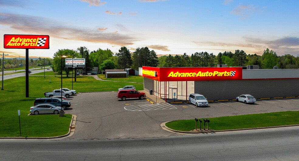 More Photos Of 1820 N Superior Ave, Tomah Freestanding For Sale