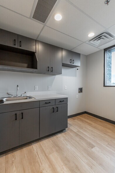 More Photos Of 929 Spring Creek Rd, Chattanooga Medical For Lease