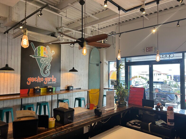 More Photos Of 3045 Monsarrat Ave, Honolulu Freestanding For Lease