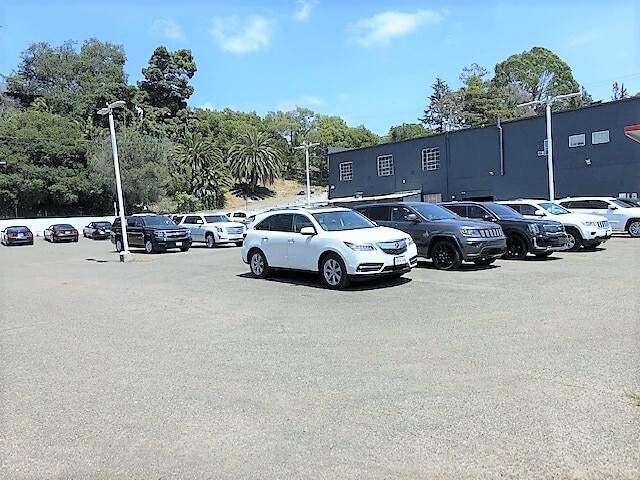More Photos Of 22196 Mission Blvd, Hayward General Retail For Sale