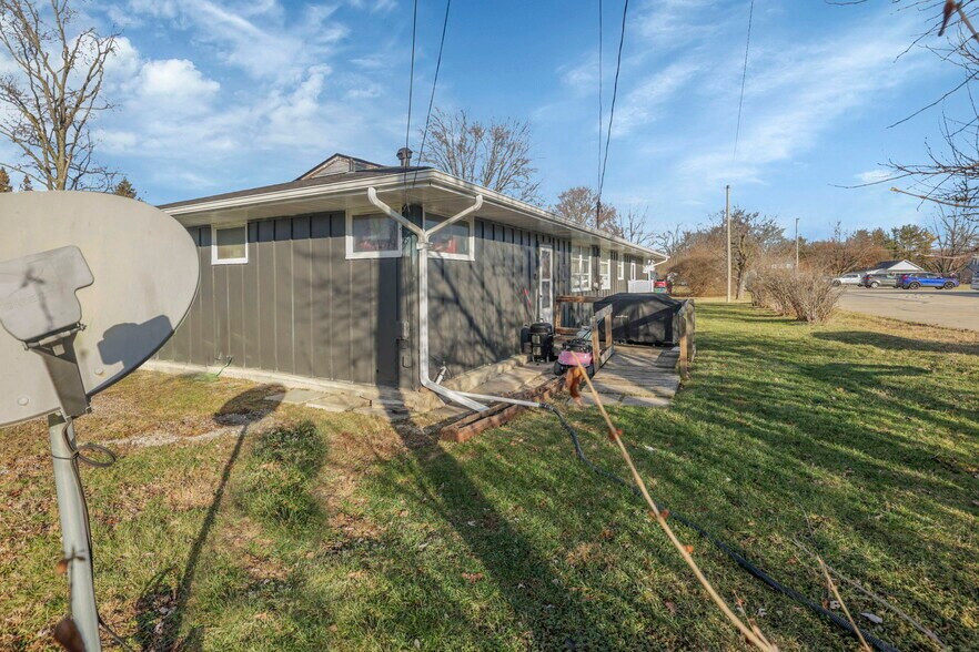 More Photos Of 12-35 Grove Ct, Marysville Apartments For Sale