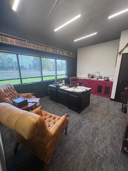 More Photos Of 640 Cepi Dr, Chesterfield Office For Sale