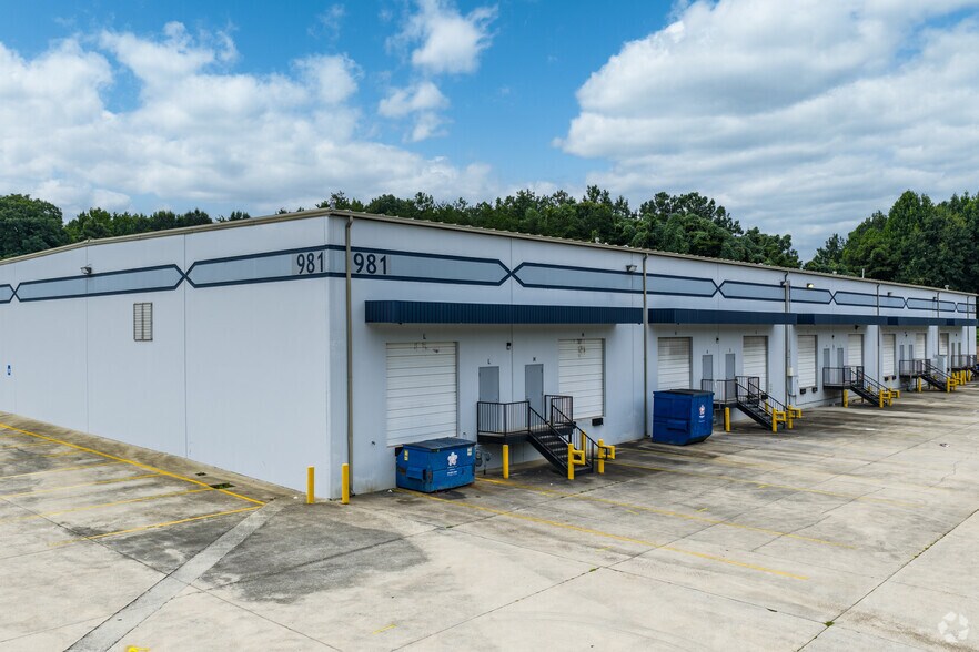 More Photos Of 963 N Burnt Hickory Rd, Douglasville Unknown For Lease