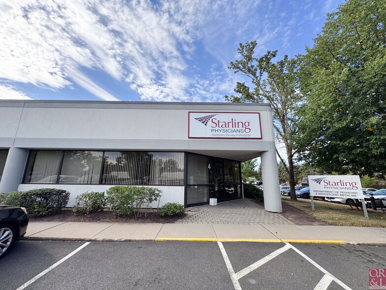 More Photos Of 375 Willard Ave, Newington Medical For Lease