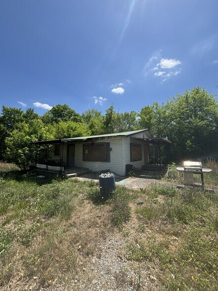 Primary Photo Of 3328 Chattanooga Rd, Tunnel Hill Flex For Sale