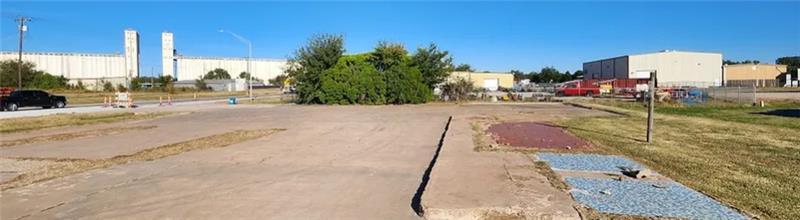 More Photos Of 1005 E Willow Rd, Enid Land For Sale