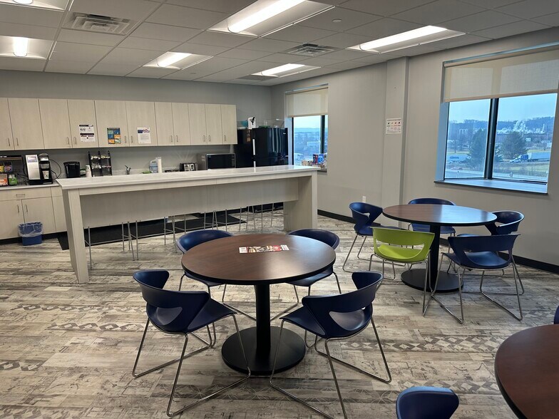 More Photos Of 7660 Imperial Way, Allentown Office For Lease