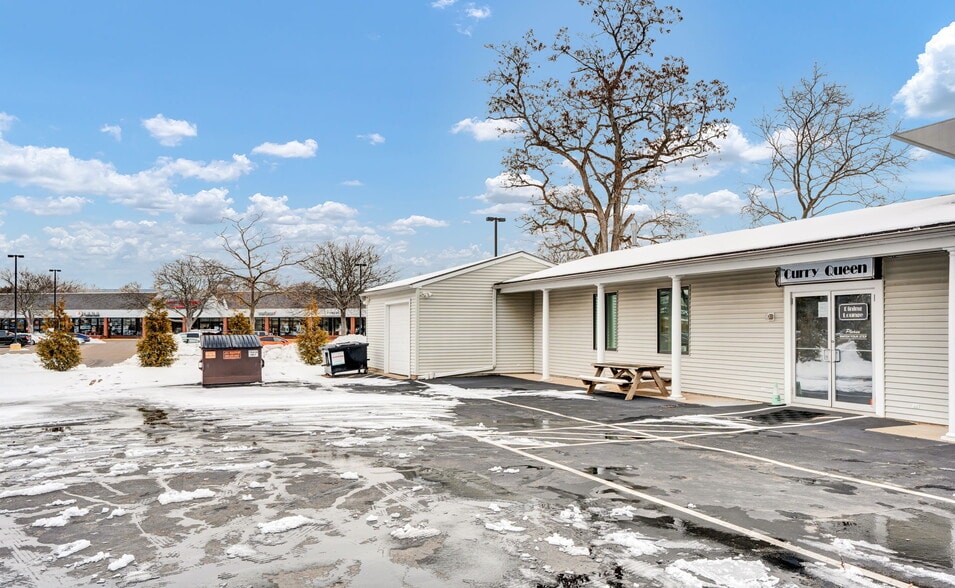 More Photos Of 93 Elm St, Old Saybrook Restaurant For Sale