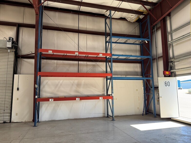 More Photos Of 2720 Taxiway Delta Ste 60, Carson City Airplane Hangar For Sale