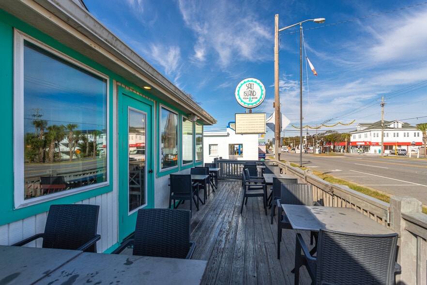 More Photos Of 101 Lovell Ave, Tybee Island Restaurant For Sale