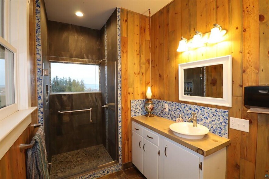 More Photos Of 315 Turner Rd, Ashland Restaurant For Sale