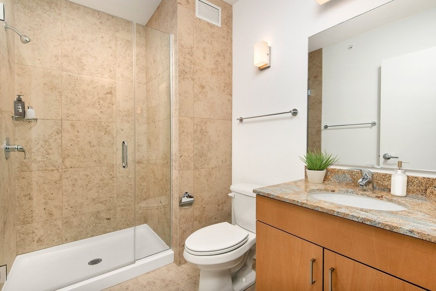 More Photos Of 200 E Illinois St, Chicago Apartments For Sale
