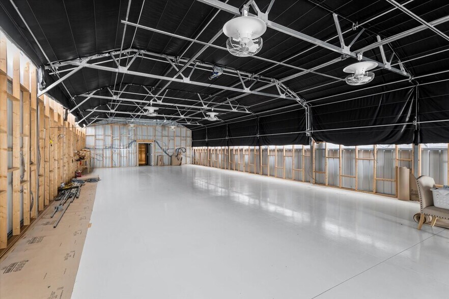 More Photos Of 272 Rocky Road, Johnson City Specialty For Sale