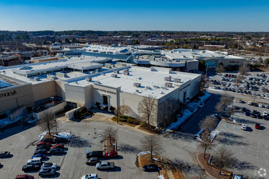 More Photos Of 7700 Old Wake Forest Rd, Raleigh Department Store For Sale