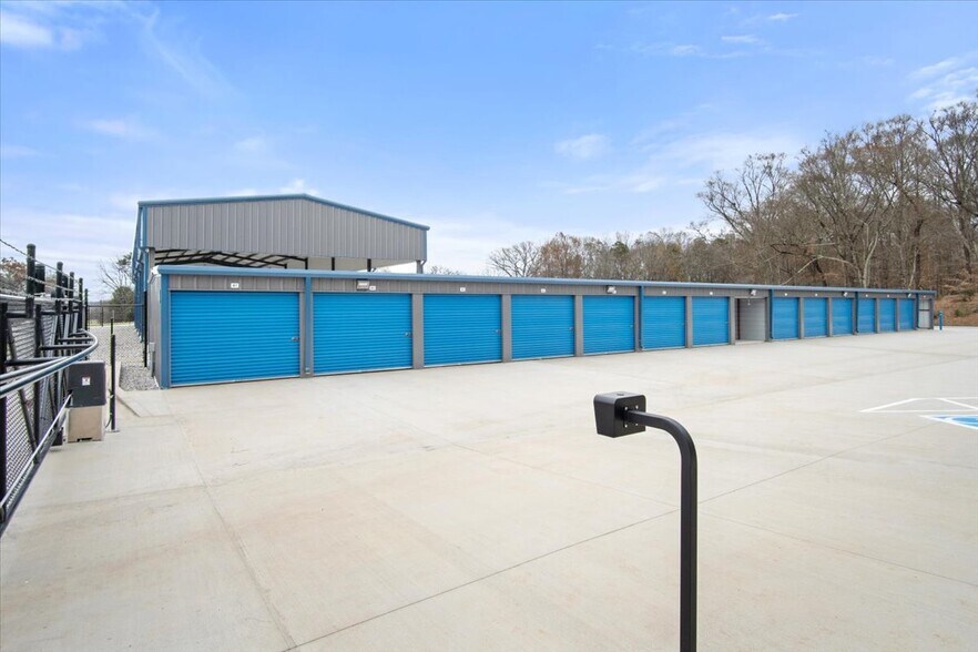 More Photos Of 2245 Boyds Creek Hwy, Sevierville Self Storage For Sale