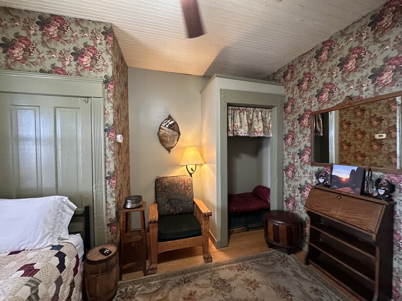 More Photos Of 541 Main St, Jerome Hotel For Sale