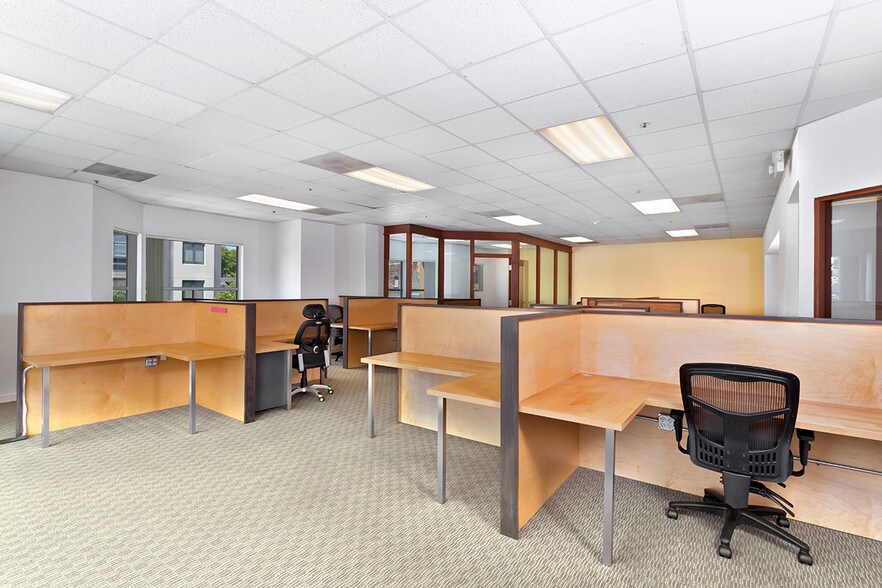 More Photos Of 1500-1508 Fillmore St, San Francisco General Retail For Lease