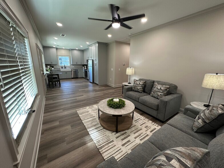 More Photos Of 240 Sunset Cir, Moultrie Apartments For Sale