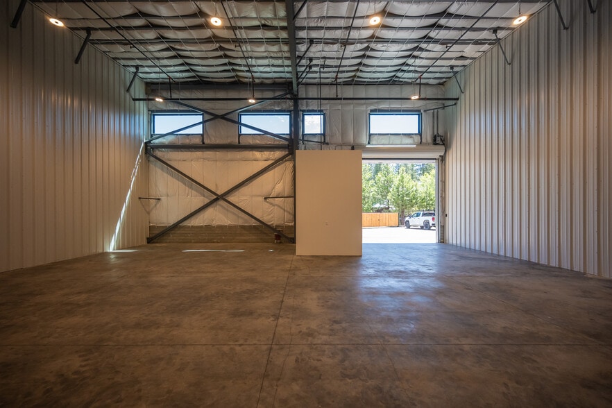 More Photos Of 10980 Crestwood, 10980 Industrial Way, Truckee Light Manufacturing For Lease