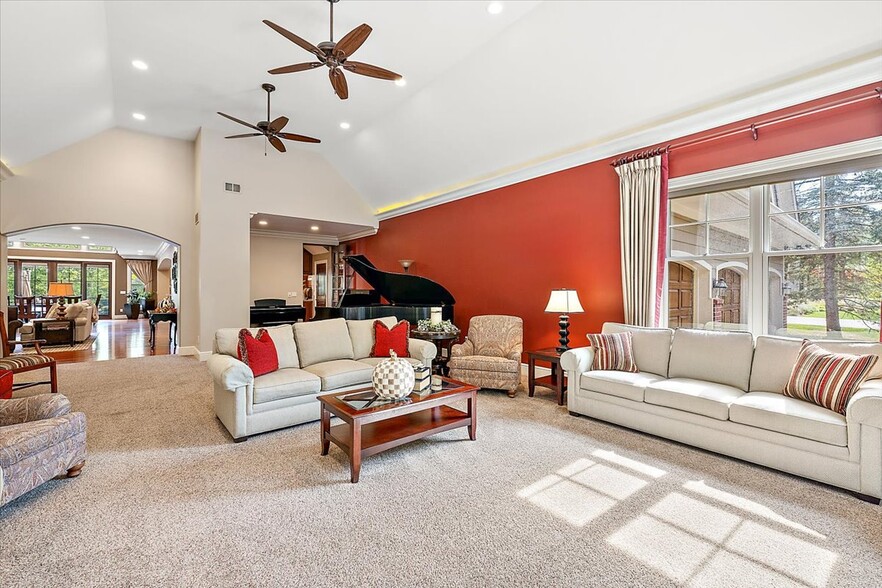 More Photos Of 1330 Oxford Rd, Bloomfield Hills Specialty For Sale