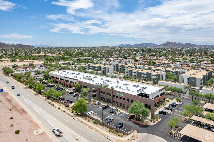 More Photos Of 19820 N 7th St, Phoenix Office For Lease