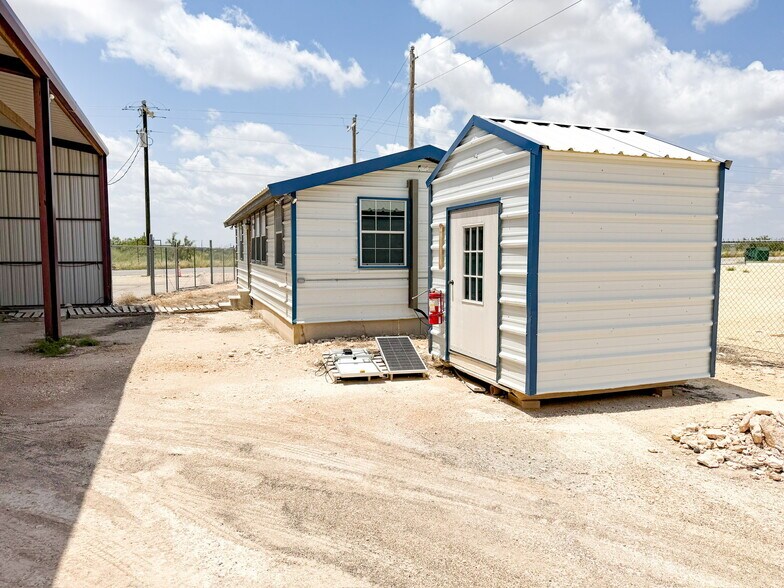 More Photos Of 470 Josh Mitchell Ave, Big Lake Service For Sale