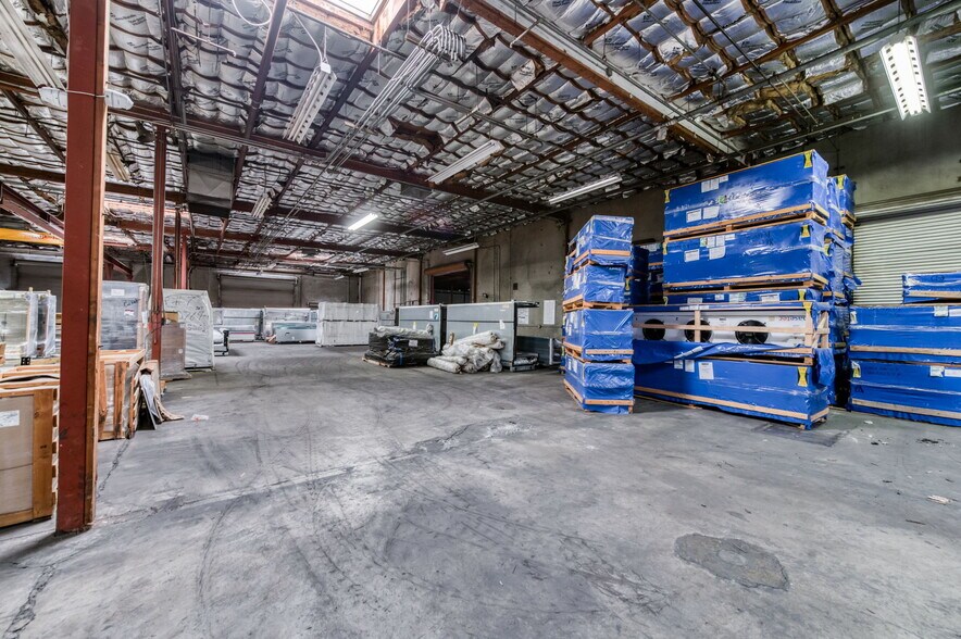 More Photos Of 5333 N Cornelia Ave, Fresno Warehouse For Sale