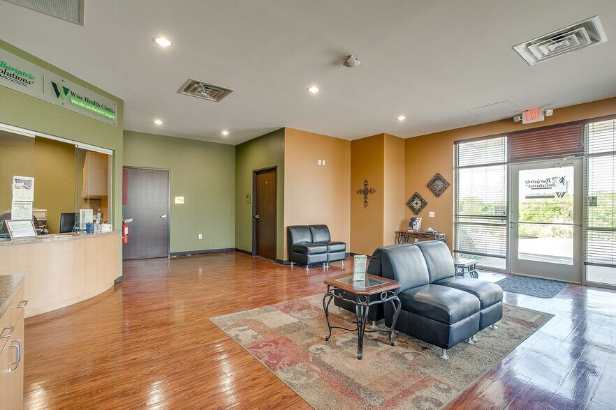 More Photos Of 3100 N Tarrant Pky, Fort Worth Medical For Lease