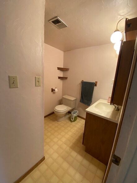 More Photos Of 2120 Mid Valley Dr, De Pere Land For Sale