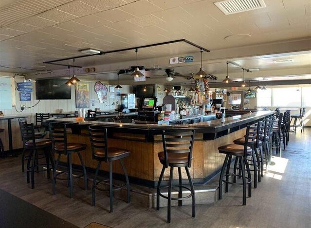 More Photos Of W5884 Cedar Ct, Shawano Bar For Sale