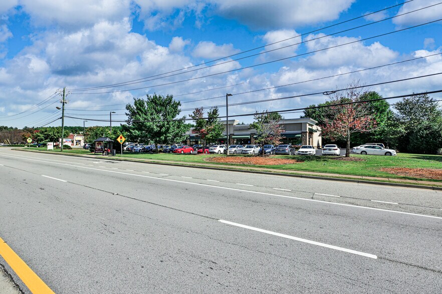 More Photos Of 3375 Sugarloaf Pkwy, Lawrenceville Unknown For Lease