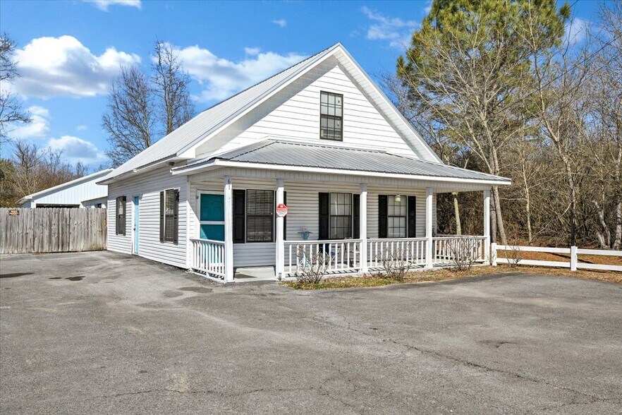 Primary Photo Of 61 AL Highway 69 N, Cullman Flex For Sale