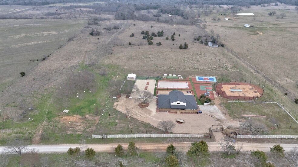More Photos Of 550 County Road 297, Gainesville Specialty For Sale