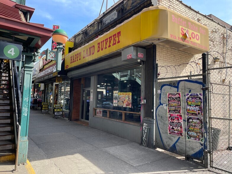 More Photos Of 2030 Jerome Ave, Bronx General Retail For Lease