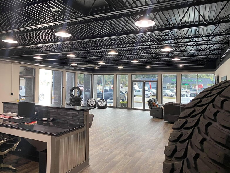 More Photos Of 1201 N Ashley St, Valdosta Auto Repair For Sale