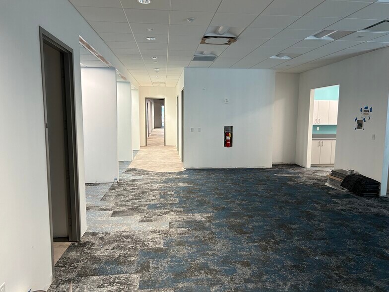 More Photos Of 2526 E Bearss Ave, Tampa Unknown For Lease