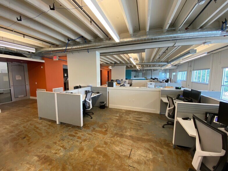 More Photos Of 2808 Caroline St, Houston Coworking Space