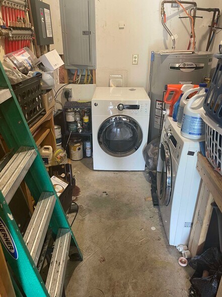 More Photos Of 16454 Appalachian Hwy, Thomas Restaurant For Sale