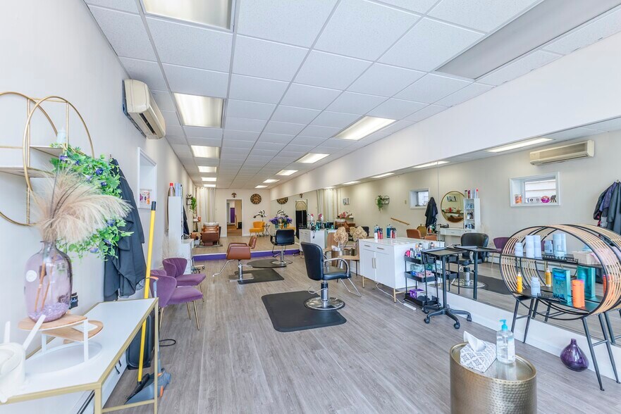 More Photos Of 141 Ulster Ave, Saugerties Storefront Retail Residential For Sale
