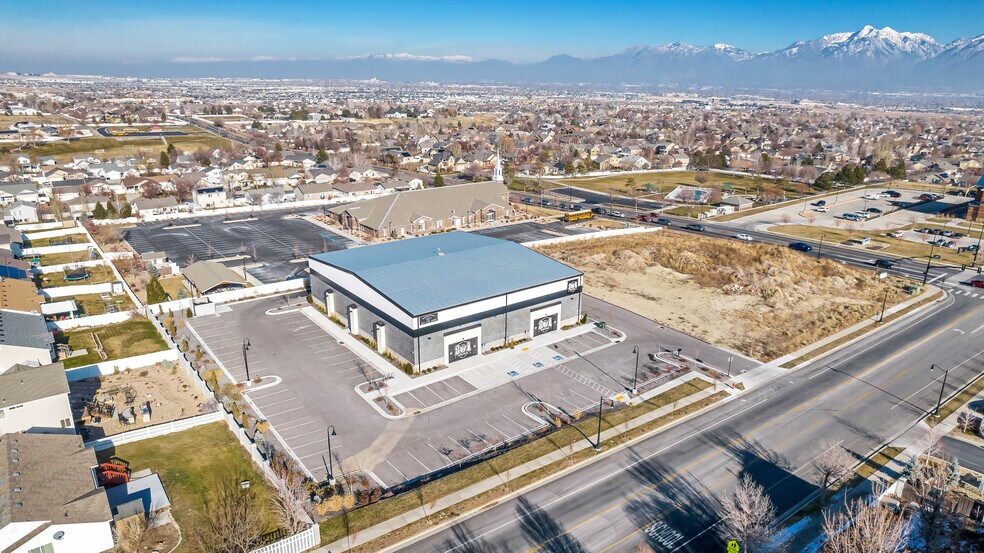 More Photos Of 5639 Mirabella Dr, Herriman Showroom For Sale