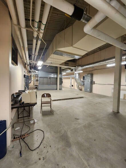 More Photos Of 14733 Main St, Moores Hill Flex For Sale