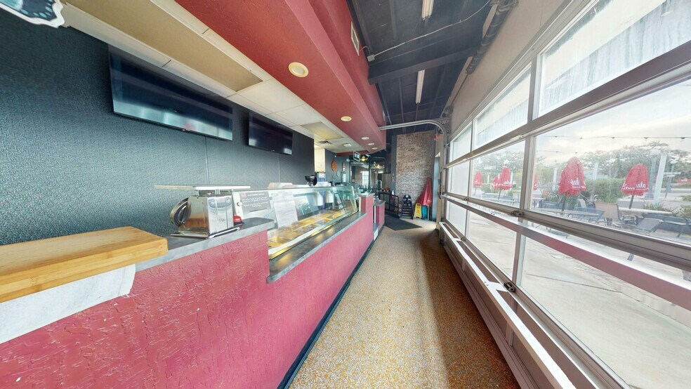 More Photos Of 120 S Park Ave, Sanford Storefront For Sale