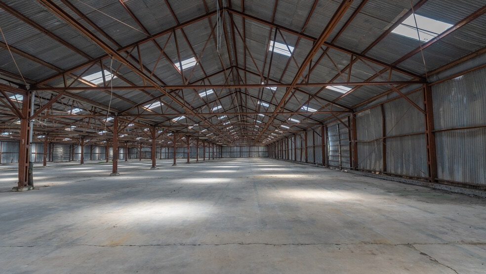 More Photos Of 134 Castleberry st, Pelham Warehouse For Sale