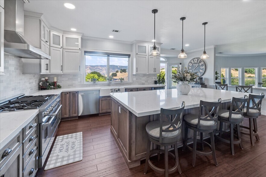 More Photos Of 6141 N Vine St, Vacaville Specialty For Sale