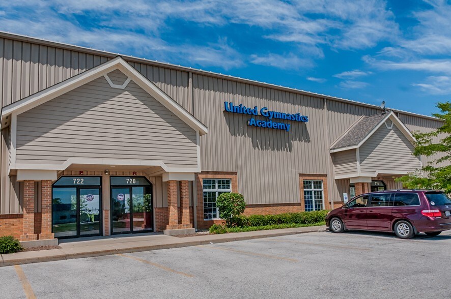 More Photos Of 750-754 Center Rd, Frankfort Office For Lease