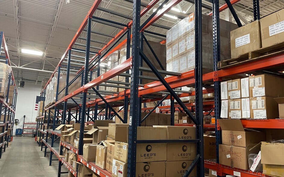 More Photos Of 2855-2885 S Calhoun Rd, New Berlin Warehouse For Lease