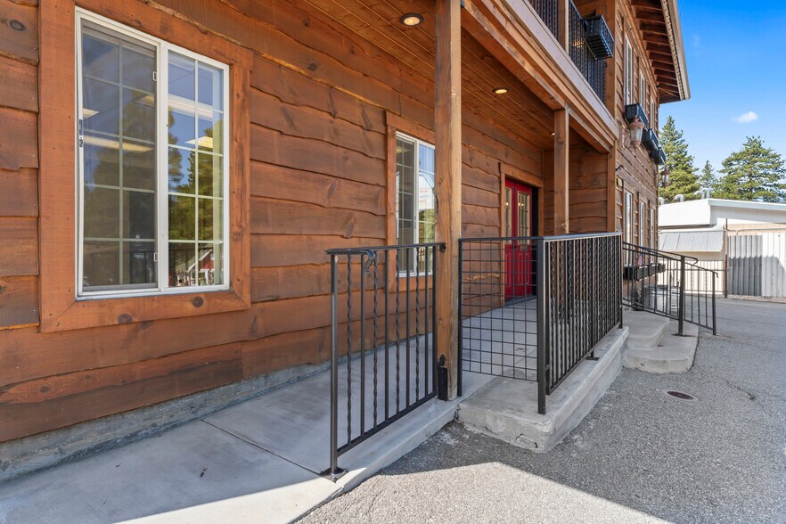 More Photos Of 31961 Hilltop Blvd, Running Springs Loft Creative Space For Sale