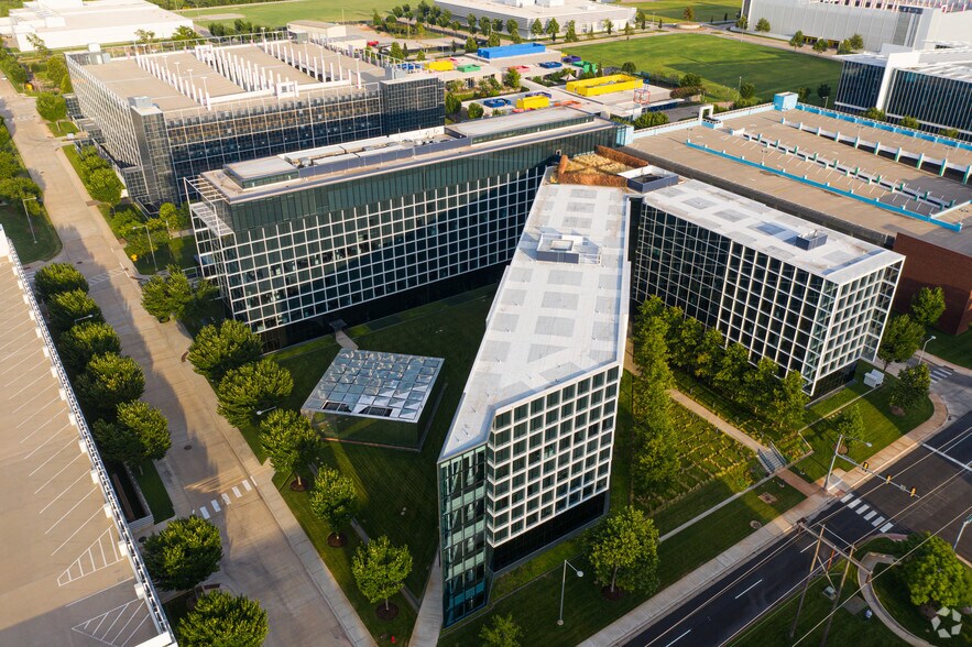 More Photos Of 6200 NW Classen, Oklahoma City Office For Lease